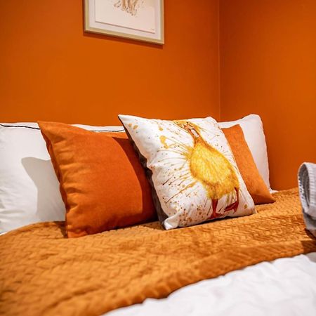 Corner Studio Apartment In Sheffield Exterior photo