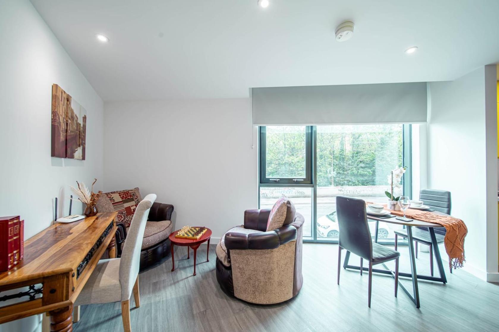 Corner Studio Apartment In Sheffield Exterior photo